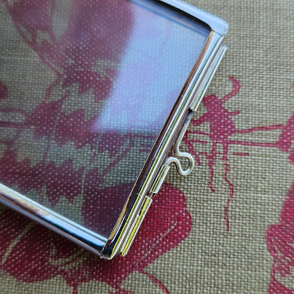 Silver Tone Square Glass Pressed Flower Locket Pendant Necklace Double Sided - Picture 3 of 4